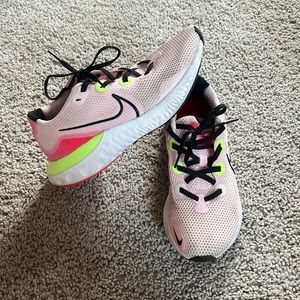 Nike Renew Run